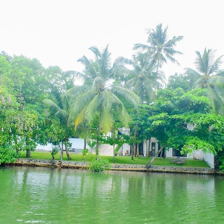 The Green Lagoon Villa Hikkaduwa Exterior photo