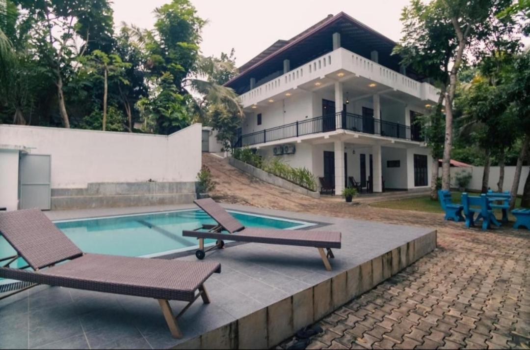 The Green Lagoon Villa Hikkaduwa Exterior photo